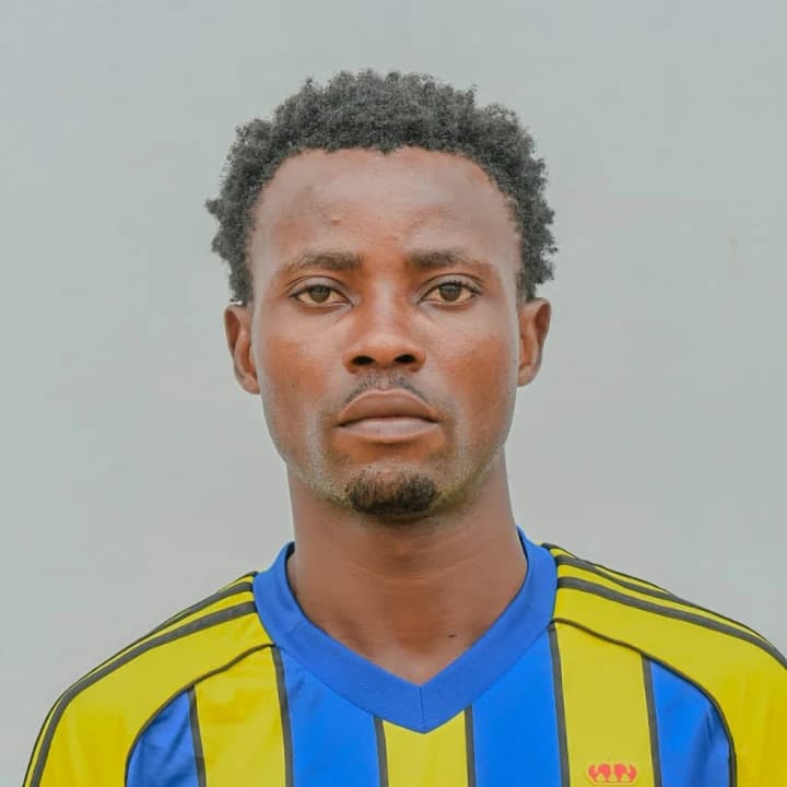 TARE EMMANUEL photo