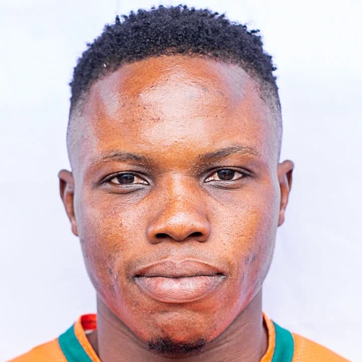 ABiola oshogbade photo